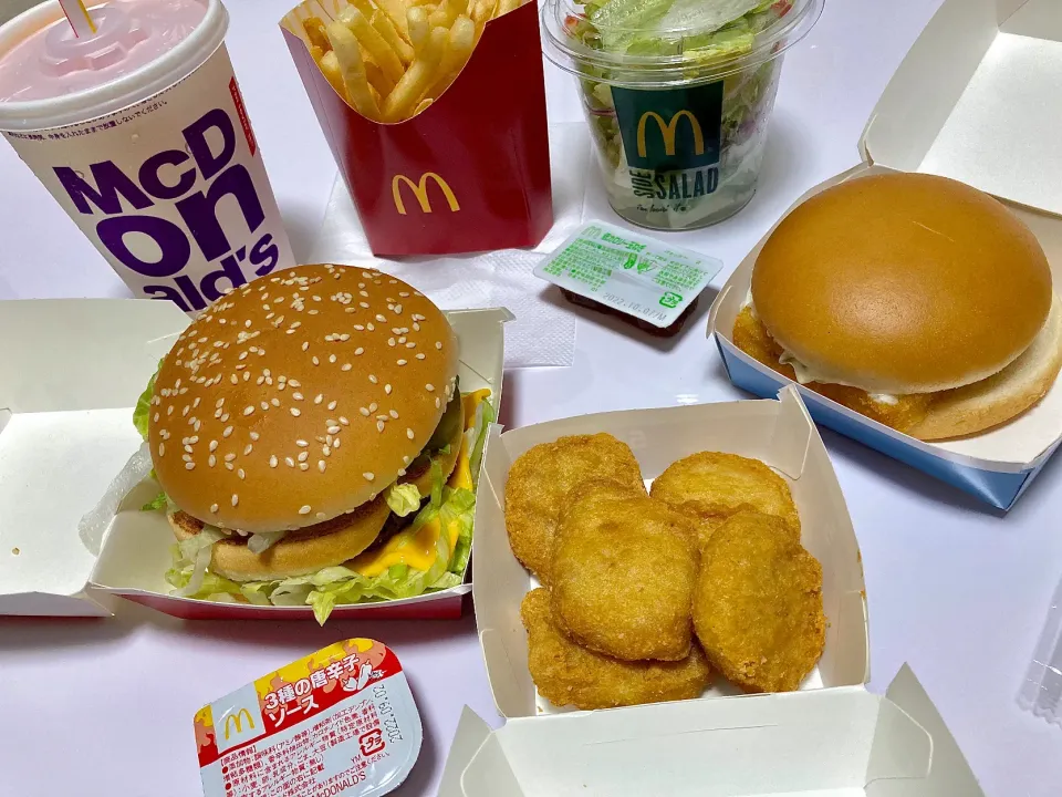 Snapdishの料理写真:マクド🍔🍟|Kojiさん