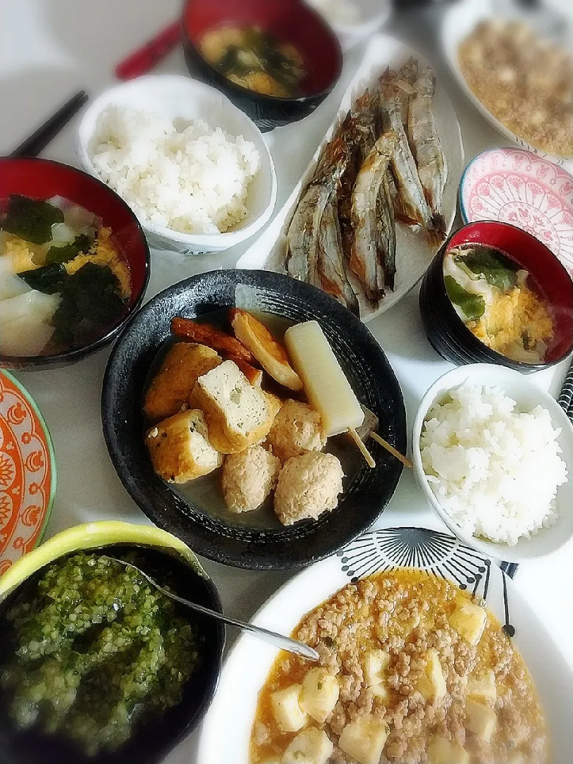 夕食(*^^*)
麻婆豆腐
煮物(鶏団子、こんにゃく、がんも、さつま揚げ)
ししゃも焼
山形だしきゅうり
ワンタンとワカメの卵スープ|プリン☆さん