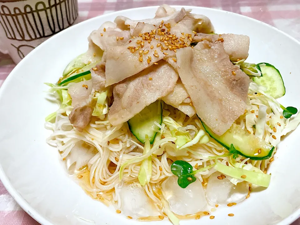 冷豚しゃぶそうめん|くろねこっく🐈‍⬛さん