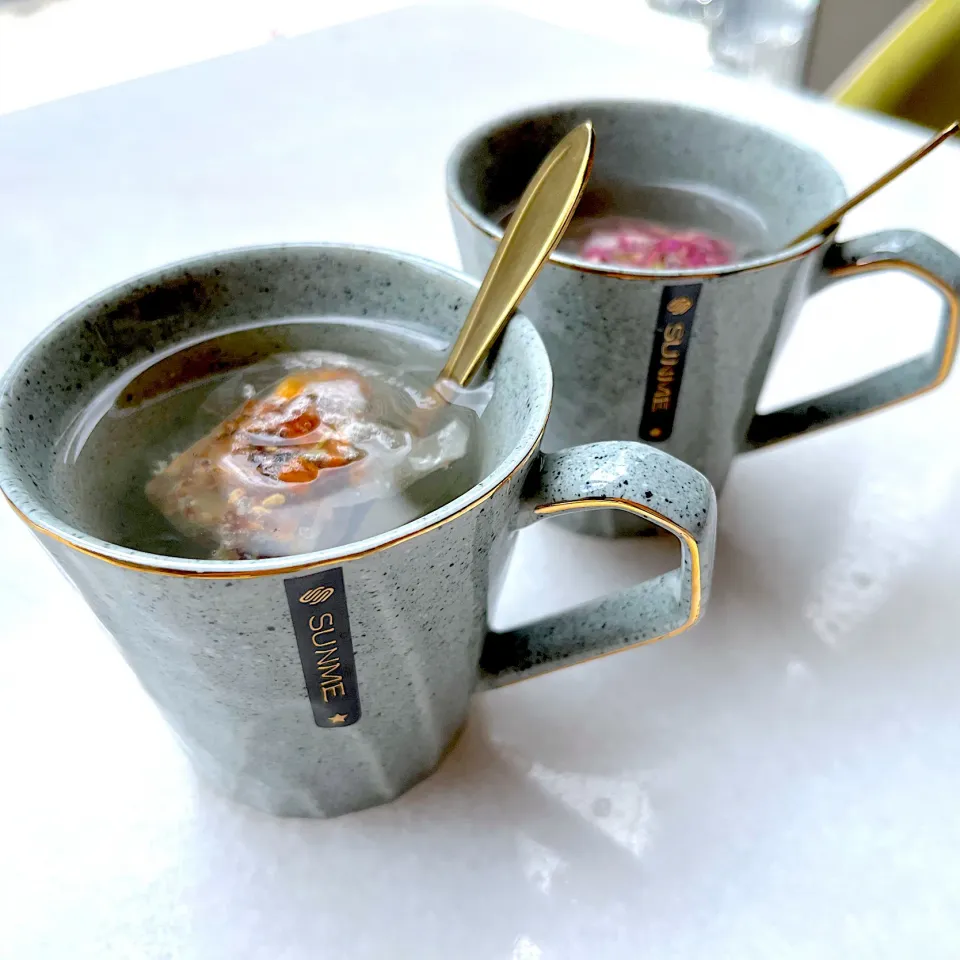 Purple rose buds tea and apple ginger fruit tea|skyblueさん