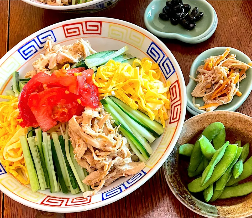 Snapdishの料理写真:晩ごはん♯冷やし中華♯夏野菜♯枝豆♯胡瓜♯トマト|小松菜さん