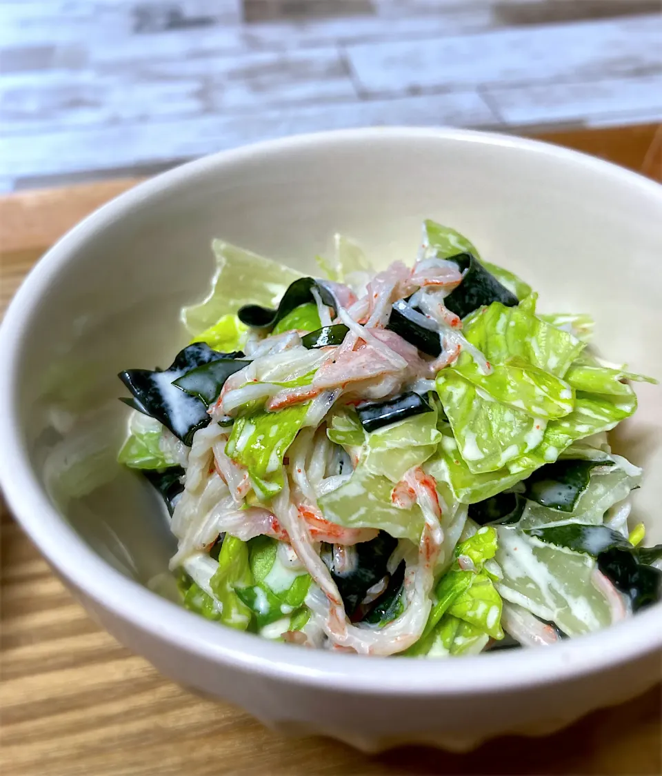 カニカマとレタスのマヨサラダ🥗|さくらさん