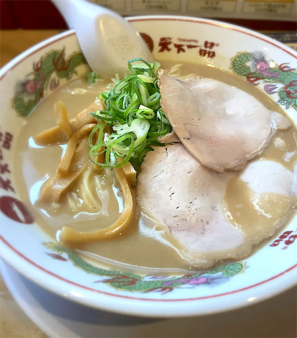 こってりラーメン😚🍜|さくらさん