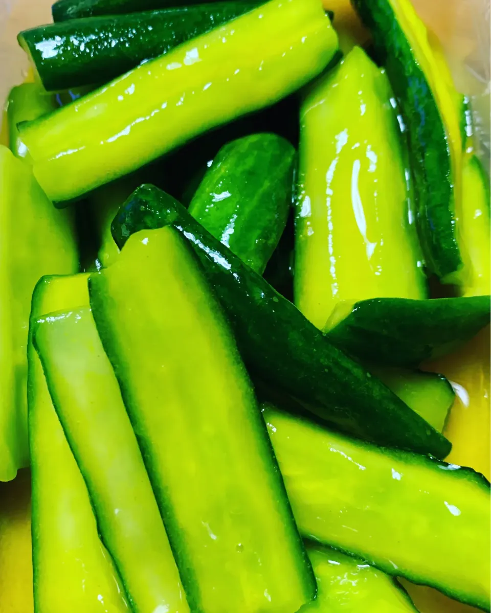 キュウリの辛子漬け🥒完成。旨い😋|きよっさんさん