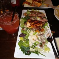 Steak and Arugula Salad At Dave and Buster's 😋|Deneen Smithさん