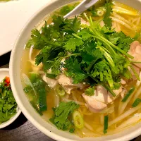 Pho 🍲 Vietnam 🇻🇳 noodles|Food Gardenさん