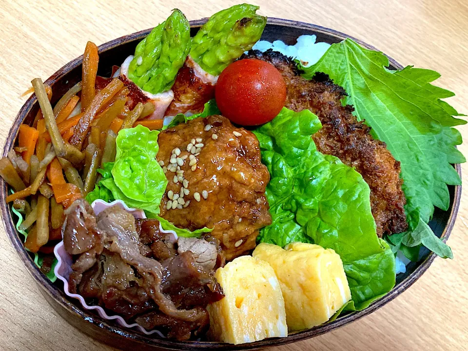 お肉色々弁当|ちかちかさん