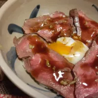 Snapdishの料理写真:ローストビーフ丼|パンダさん