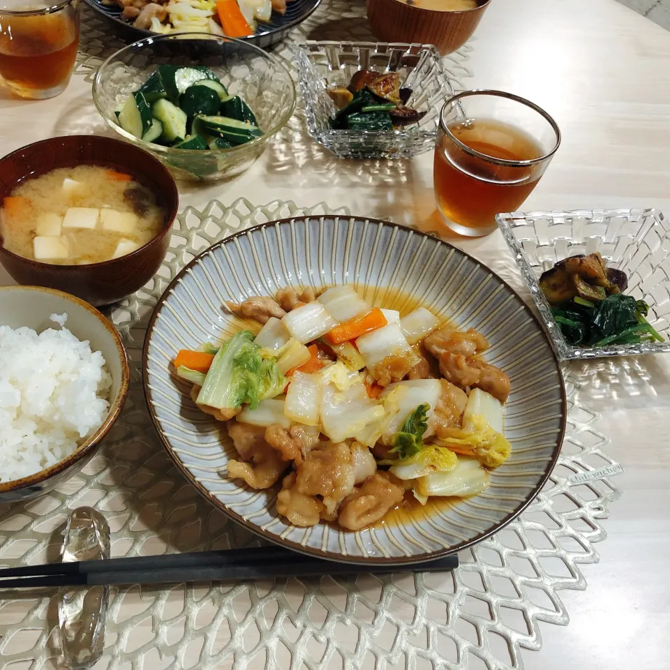 Snapdishの料理写真:豚と白菜のうま煮|ひろさんとゆりさんさん