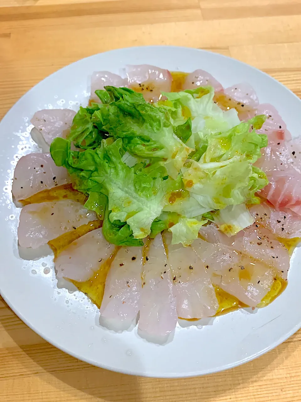 Snapdishの料理写真:真鯛のカルパッチョ|ぺろたんさん