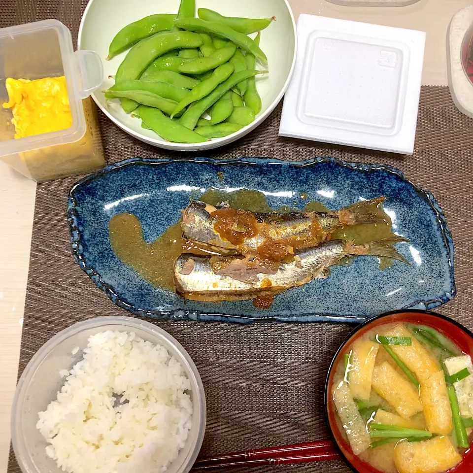 いわしの梅煮 味噌汁 卵焼き 枝豆 納豆|みんごはんさん