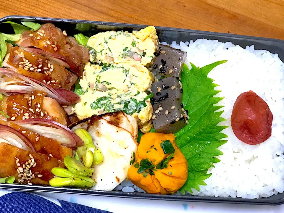 Snapdishの料理写真:照焼チキン弁当|kozumixさん