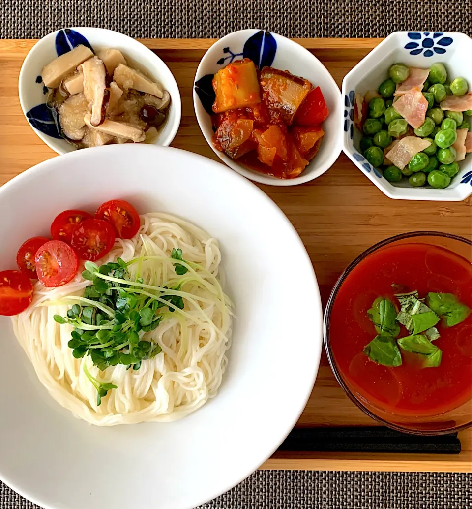 Snapdishの料理写真:トマトつけ汁🍅素麺|ともえ☆さん