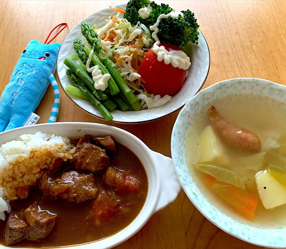 朝からモリモリ盛りカレー🍛|がおりんさん