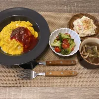 オムライス コンソメスープ ポテトサラダ ミニトマトとブロッコリーのマスタード和え|m iさん