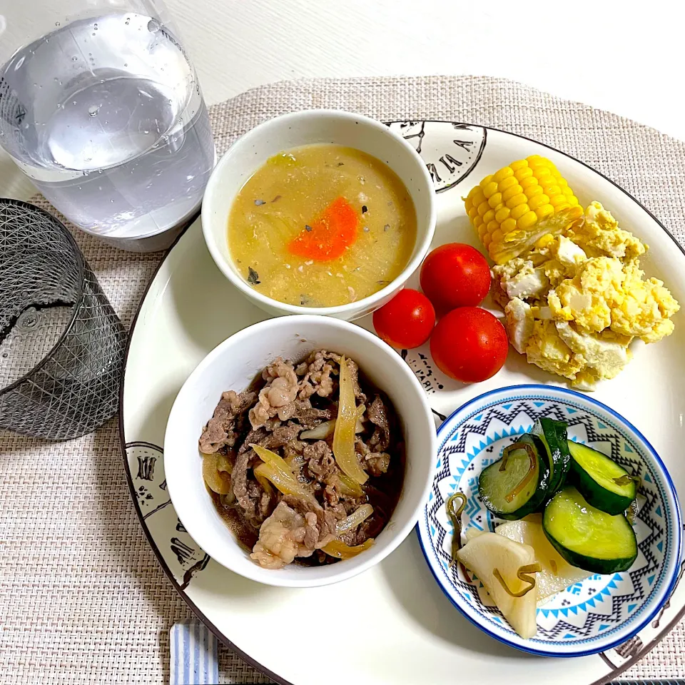 Snapdishの料理写真:6/29晩ご飯：牛皿|ななみんさん