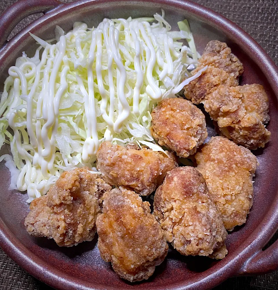 竜田揚げとキャベツ🐓🥬|すくらんぶるえっぐさん