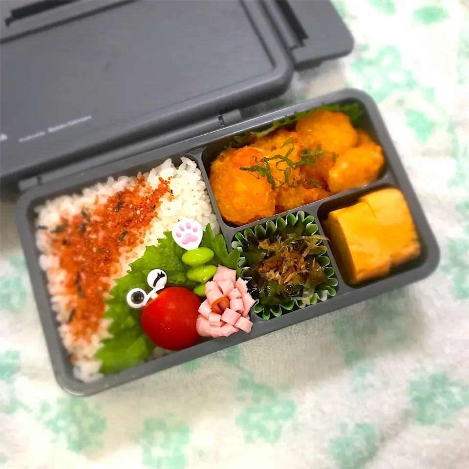 SJK弁当🍱〜エビマヨ・玉子焼き・ししとう甘辛・花ハム・枝豆|華恋さん