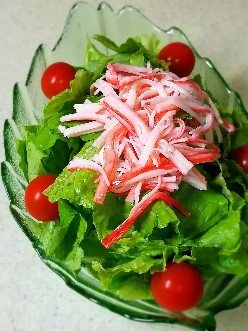 レタスとカニカマのサラダ|ぱんだのままんさん