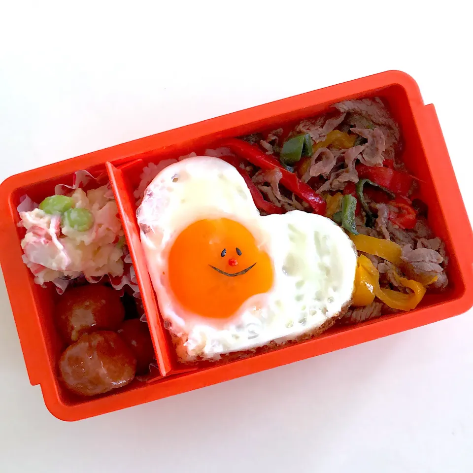 ピーマンたっぷり青椒肉絲丼弁当♪|ikumonさん