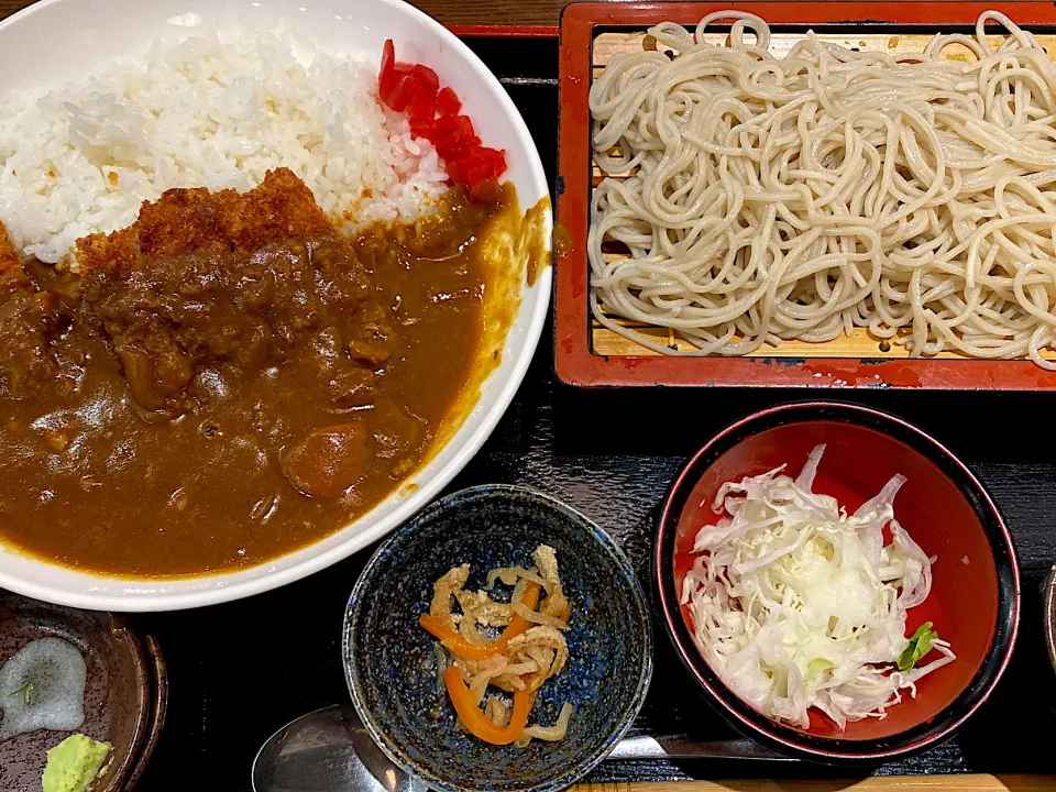 賄い　カツカレー重|ぐっちゃんさん