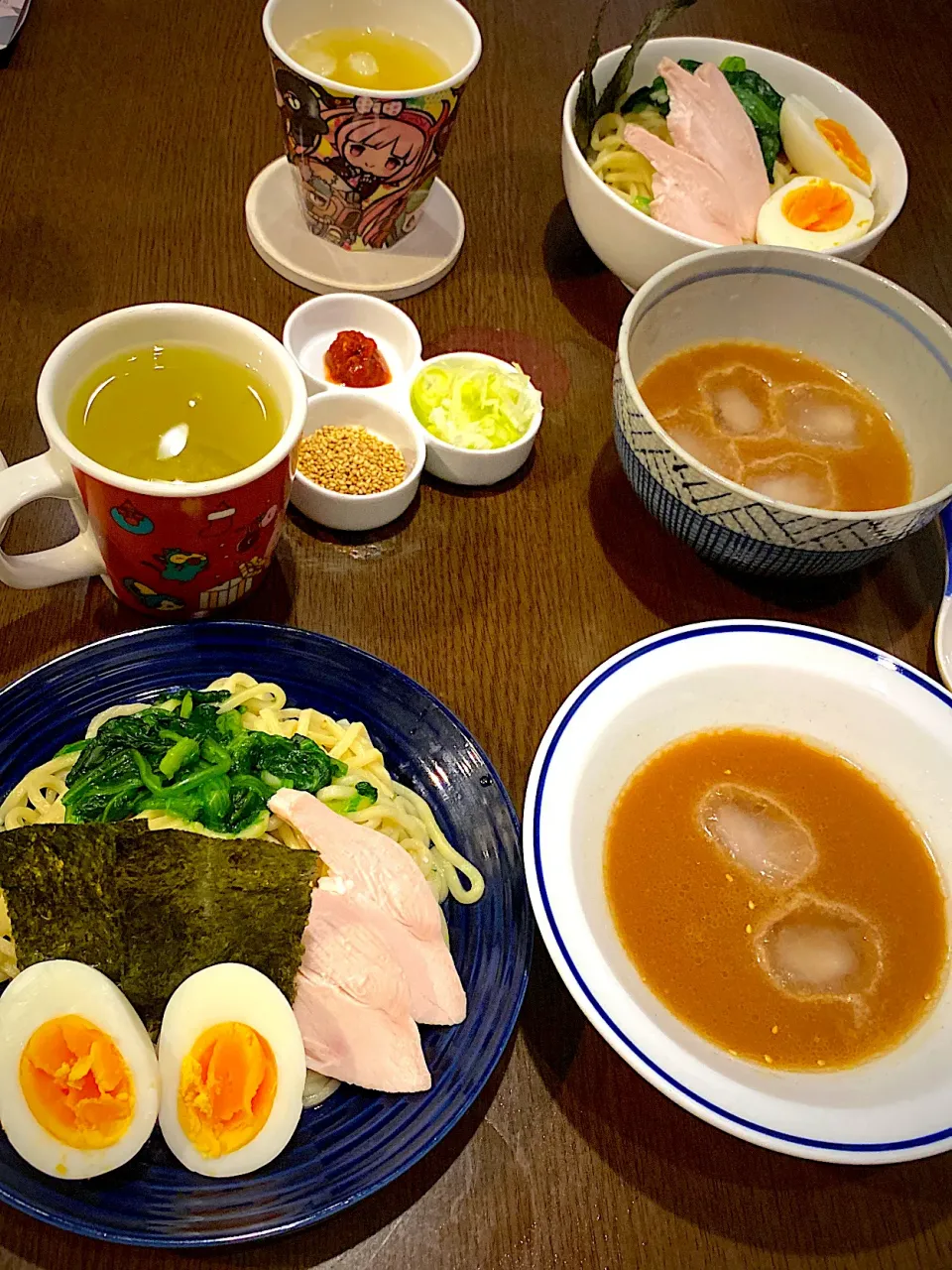 冷やしつけ麺　蒸し鶏　半熟卵　焼き海苔　冷茶|ch＊K*∀o(^^*)♪さん