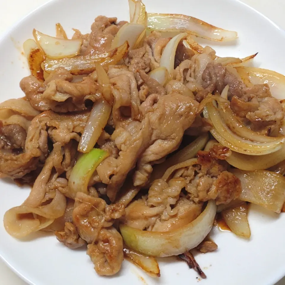 豚肉と玉ねぎの焼肉のタレ炒め|しまだ ちえこさん