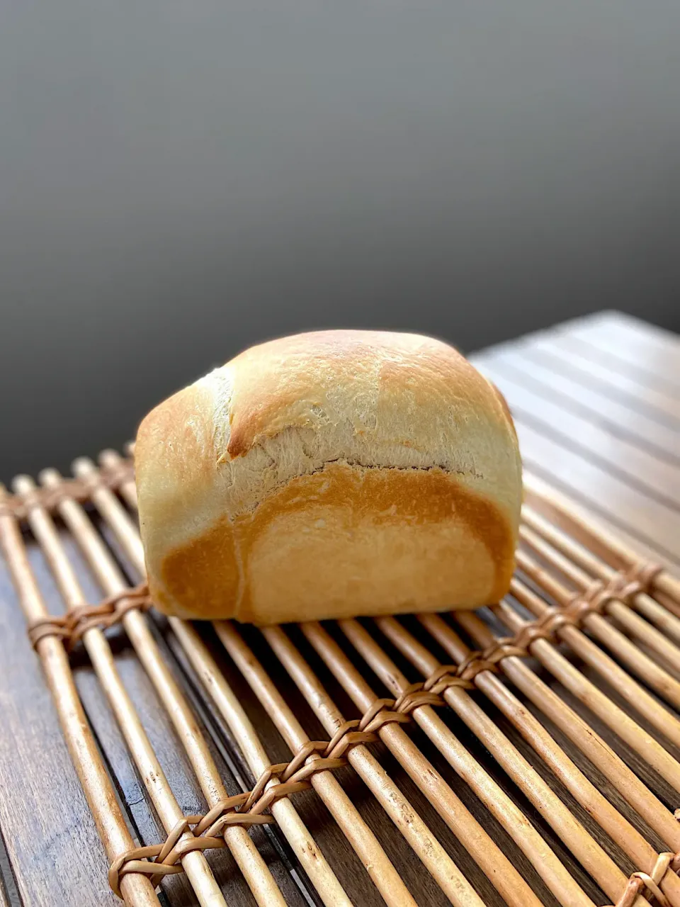 Snapdishの料理写真:甘酒で作るワンローフ食パン|かおり🐰さん