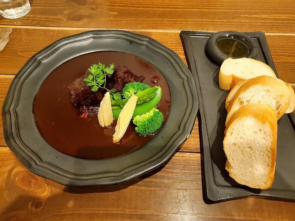 Snapdishの料理写真:牛ほほ肉|emiさん