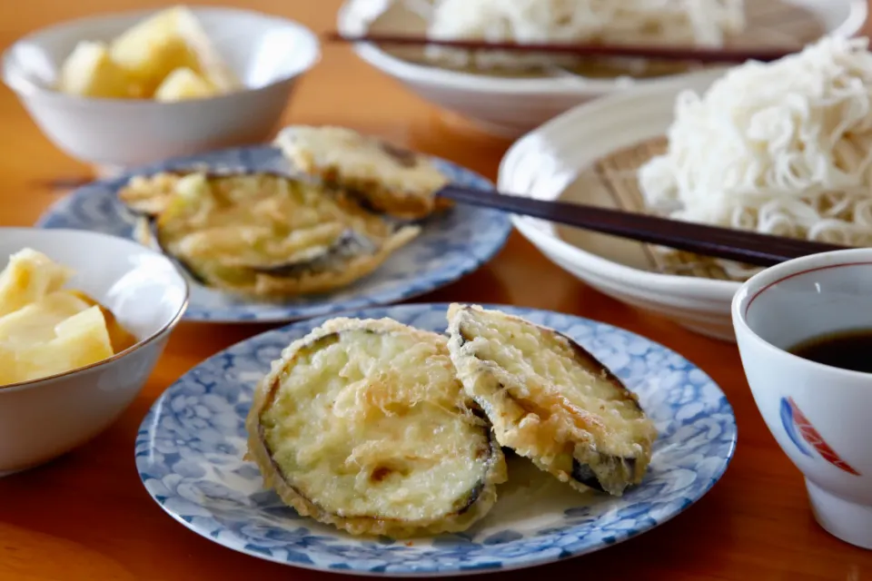茄子の天ぷらと素麺|マユマユさん