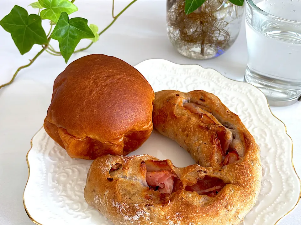 はちみつベーコン🍯🥓とクリームパン🥛🍞|lalapoさん