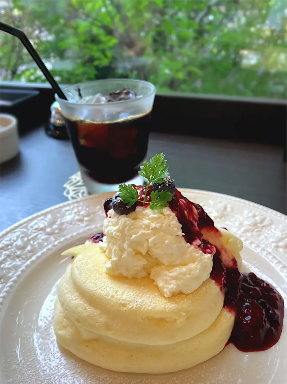 Snapdishの料理写真:ブルーベリーフロマージュパンケーキ|あやさん