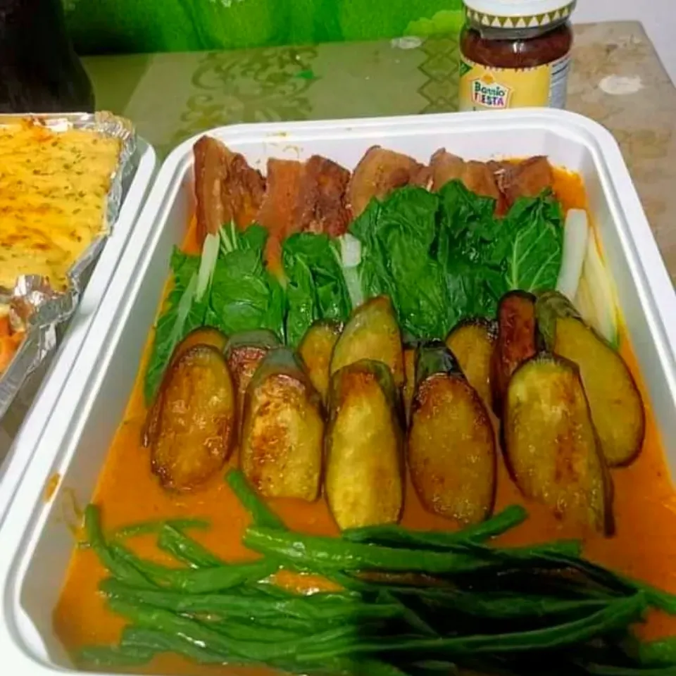 Crispy Pork Kare Kare|MaRieh DBさん