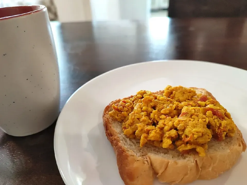 手作りパン
キーマカレー乗せ|なり🇮🇳さん