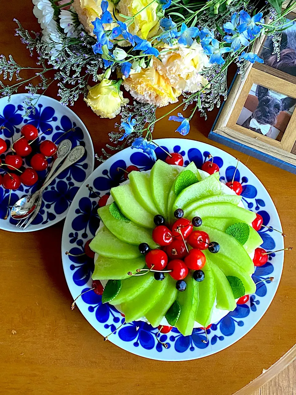 初夏のケーキ🍈🍒🫐|Miki (^_−)−☆さん