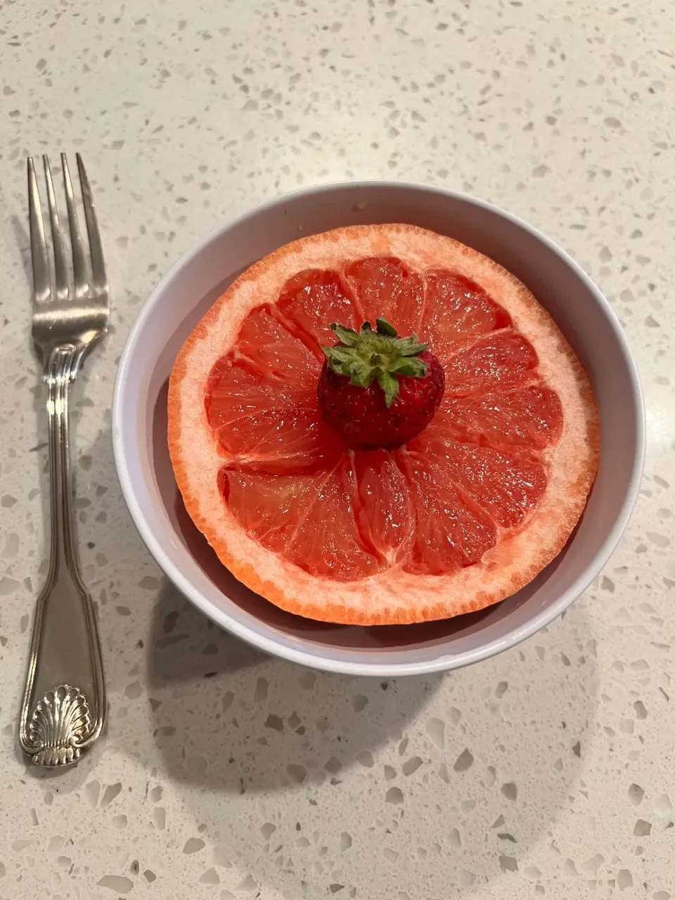 Snapdishの料理写真:Breakfast fruit - grapefruit|🌺IAnneさん