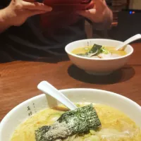 Snapdishの料理写真:萬珍軒の卵とじラーメン|田口としゆきさん