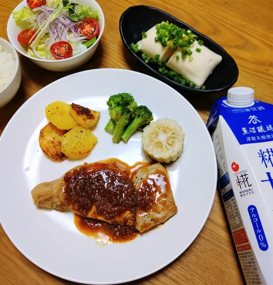 Snapdishの料理写真:『ポークステーキオニオンワインソースin甘酒』|seri-chanさん