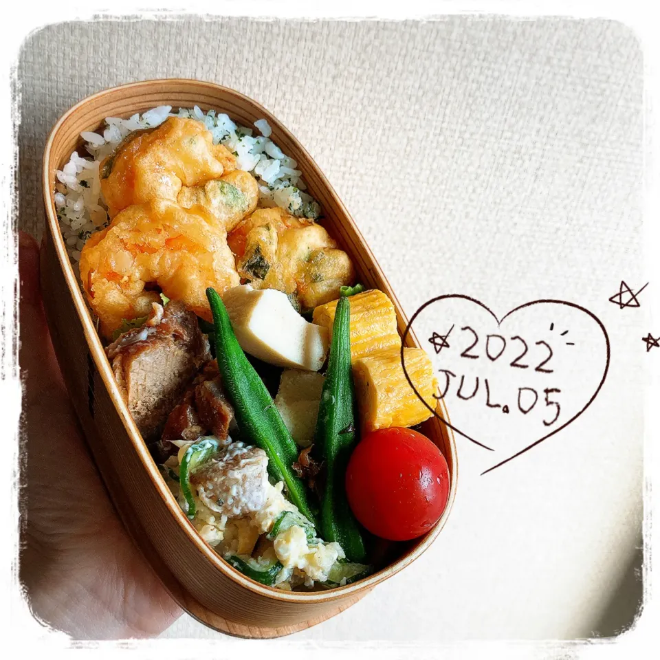 7/5 ☺︎ エビと三葉の天ぷら弁当✩.*˚|jon2さん