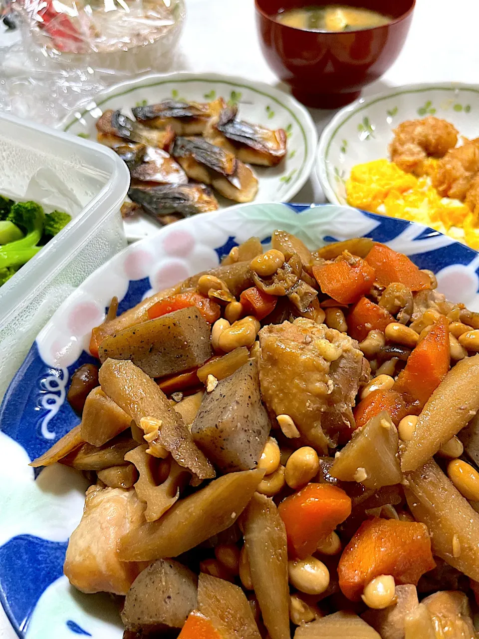 鷄肉と根菜の煮物|ささるみさん