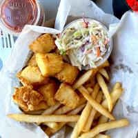 #fried #scallops with #fries and #coleslaw