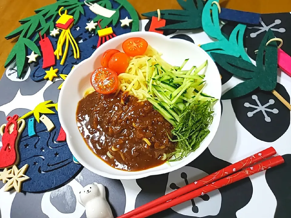 七夕ですねジャージャー麺作ったよ🎋|aiさん