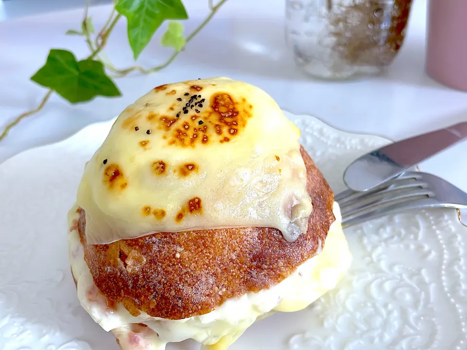 Snapdishの料理写真:パネポルチーニのクロックムッシュ🍞|lalapoさん