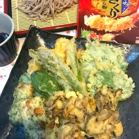 Snapdishの料理写真:天ぷらそば！ニップン！|サクサクさん