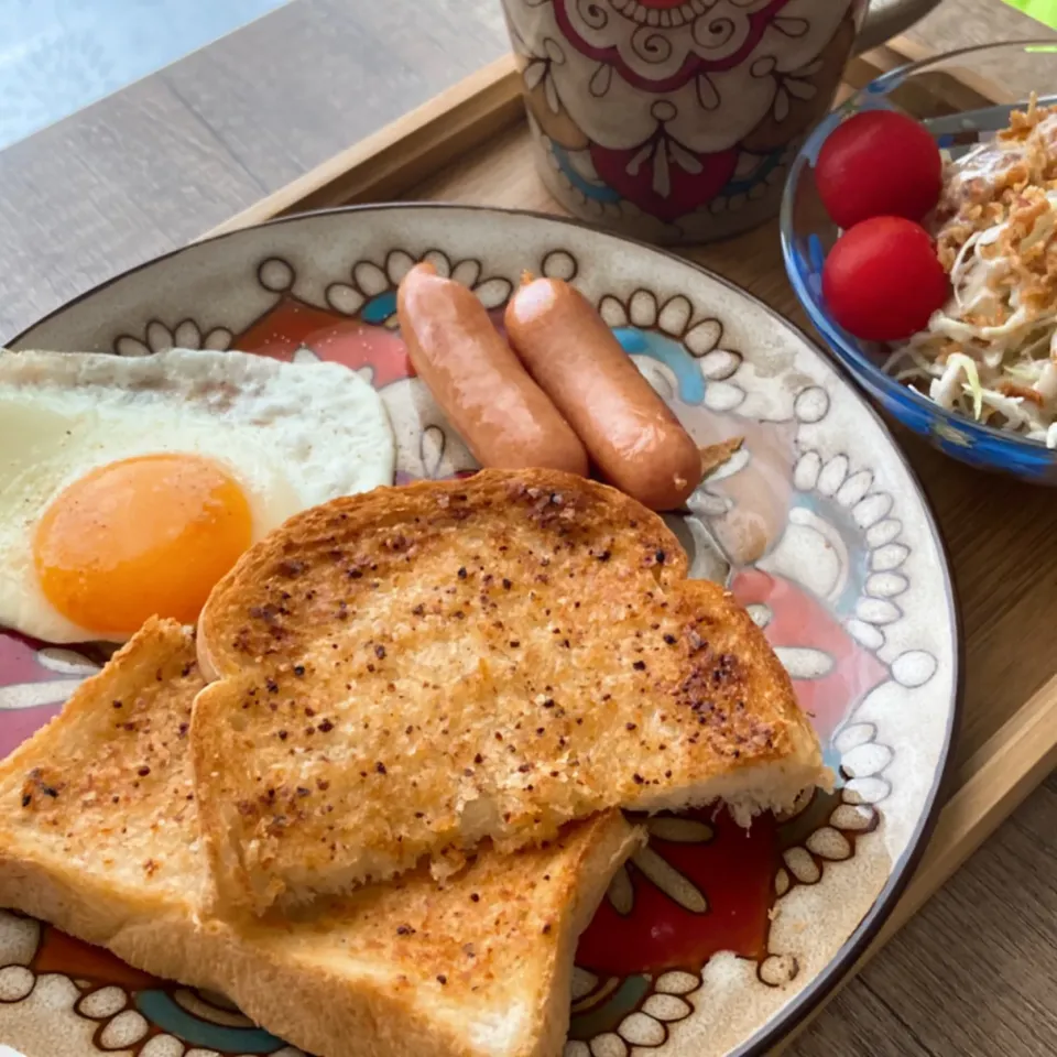 Snapdishの料理写真:ポテトースト♡バターしょうゆ味|ゆうさん