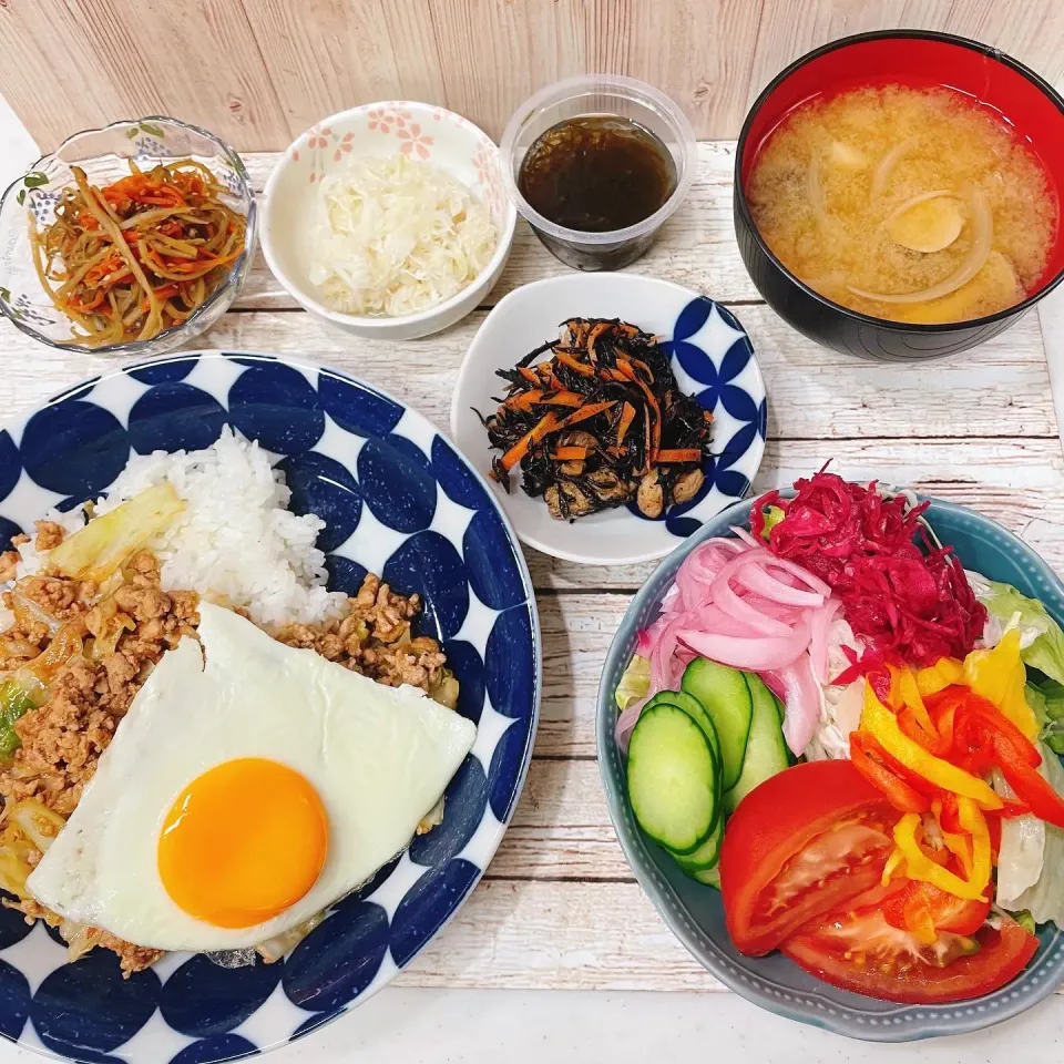 肉みそキャベツのロコモコ丼|chou  chouさん