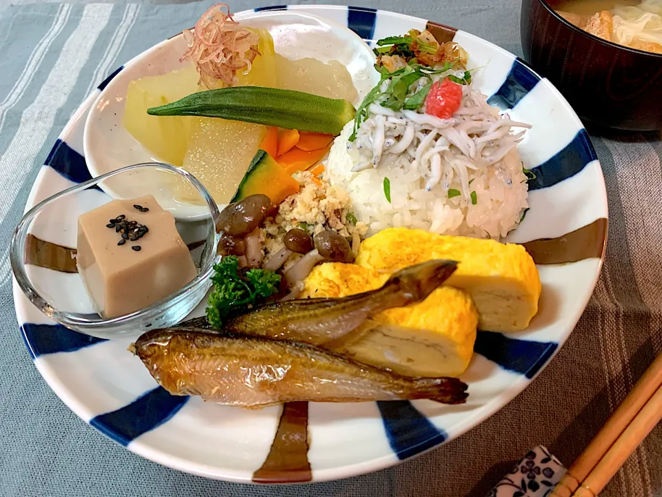 Snapdishの料理写真:冬瓜の煮物薄あんかけ|のらねこままさん