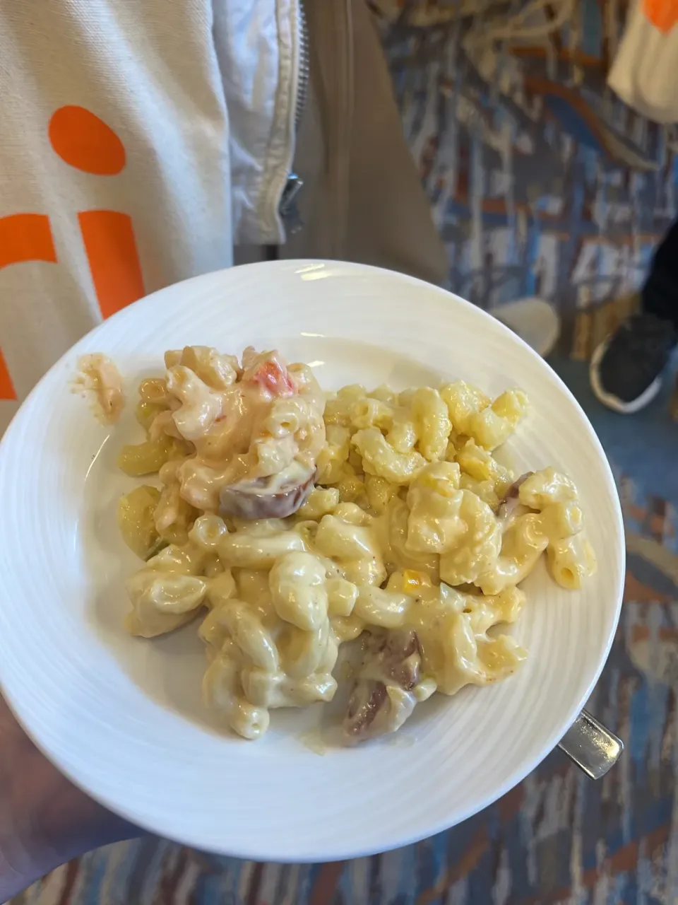 Snapdishの料理写真:Lobster, sausage and andouille sausage, and plain Mac and cheese|suさん