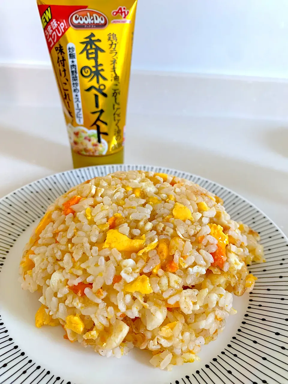 玉子のみ🥚玉子チャーハンに香味ペーストでとっても美味しいチャーハンになりました🤤|とまこ(*^o^*)さん