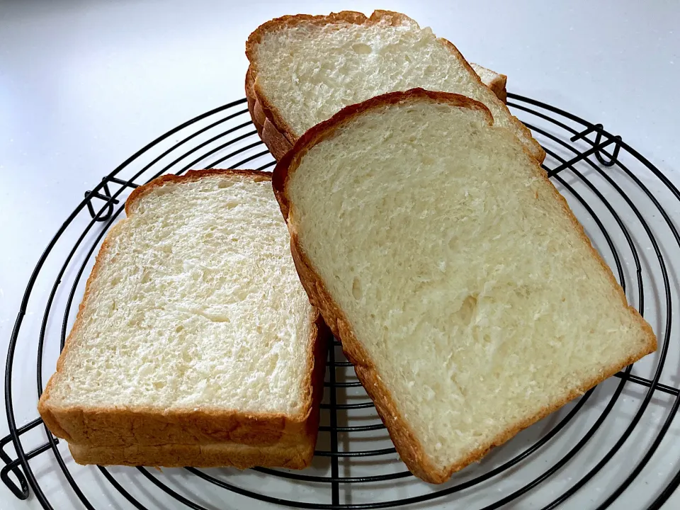 ミルク食パン🍞|S.Ishiharaさん